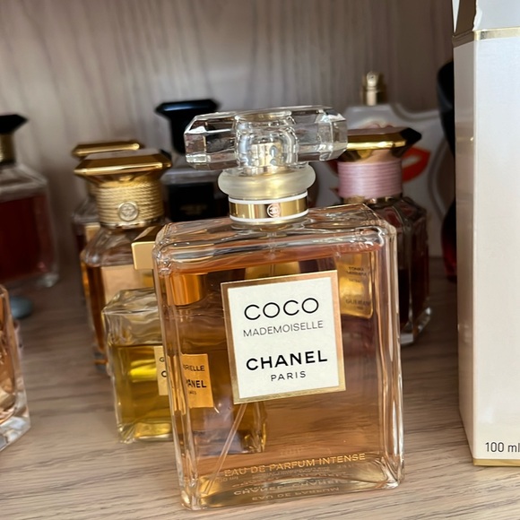 CHANEL Other - Coco Mademoiselle Intense